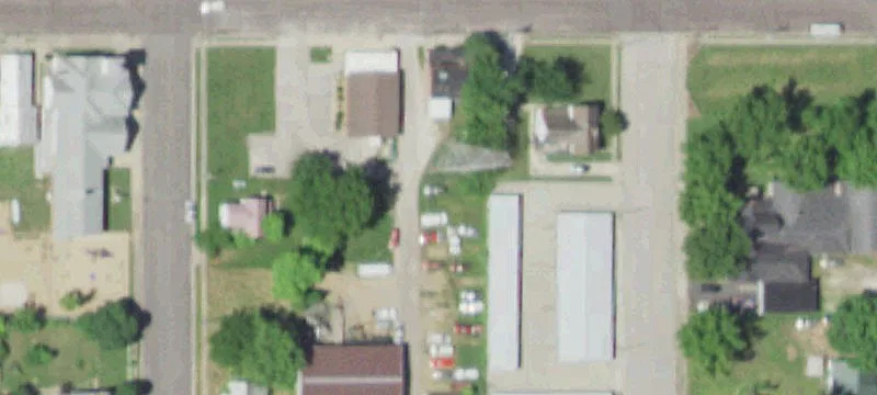 4th St