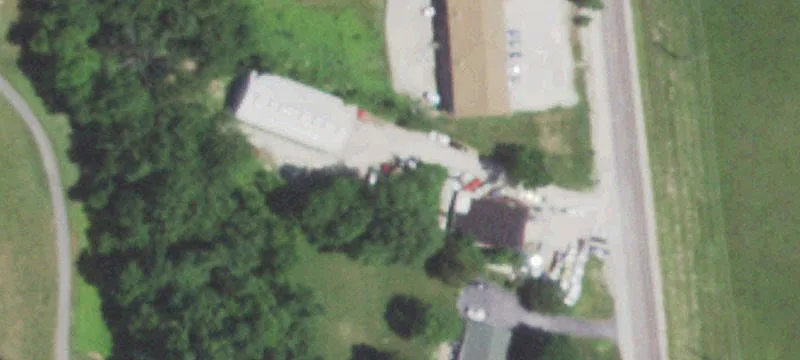 301 Lincoln Dr