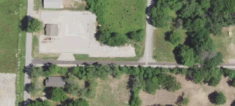 Nixon Ave
