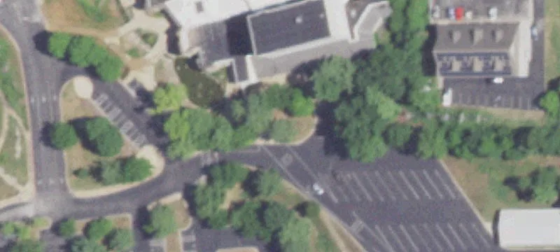 2500 2600th W 76th Country Blvd