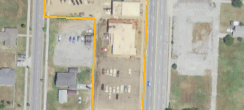 2412 Main St