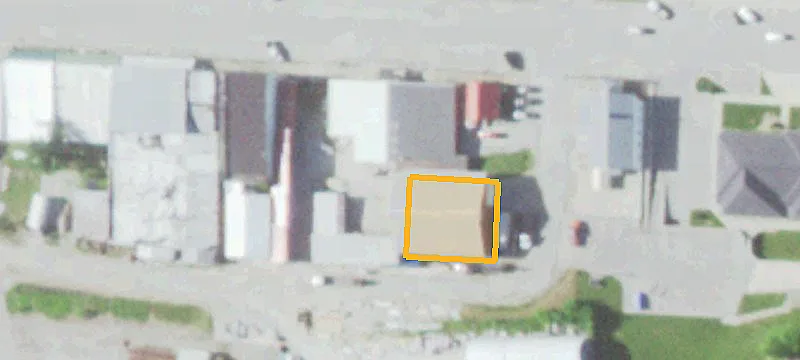 205 2nd St