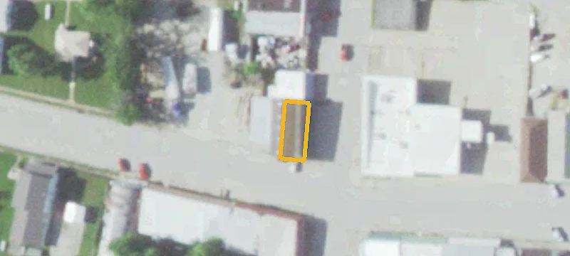 300 2nd St