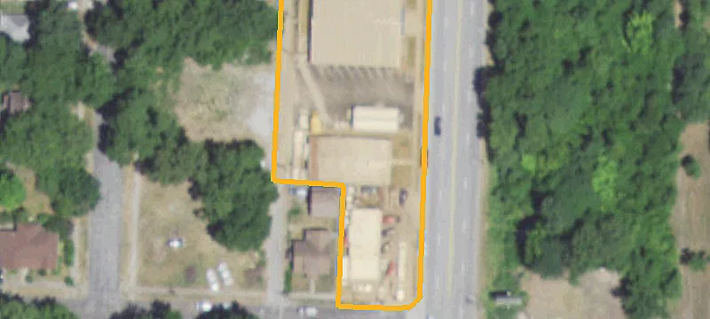 512 Main St