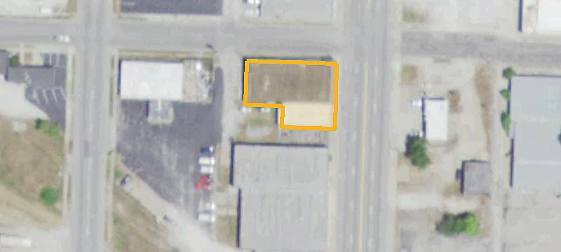 1306 Main St