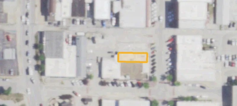 121 Commercial St