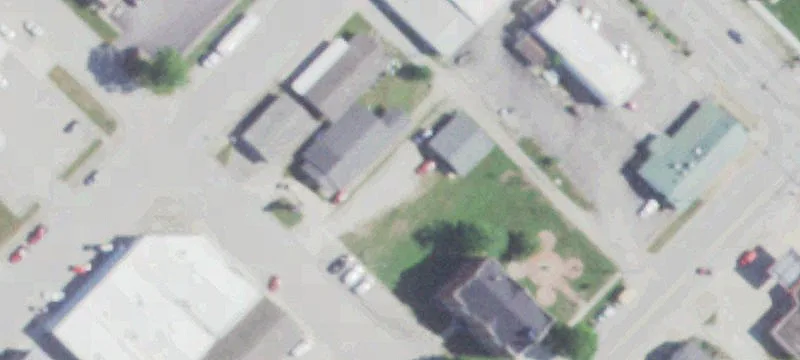 114 Camden Ave