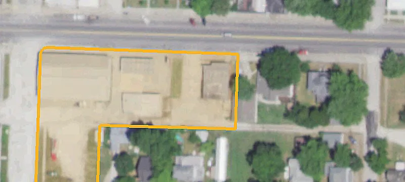 121 Main St