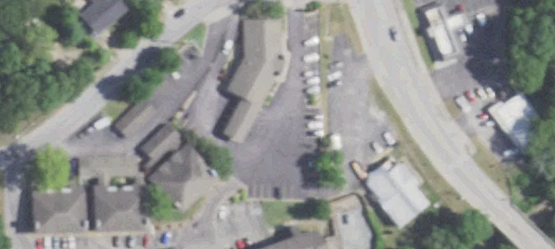 110 Hensley St