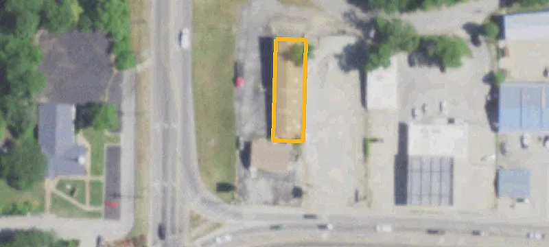1033 Main St