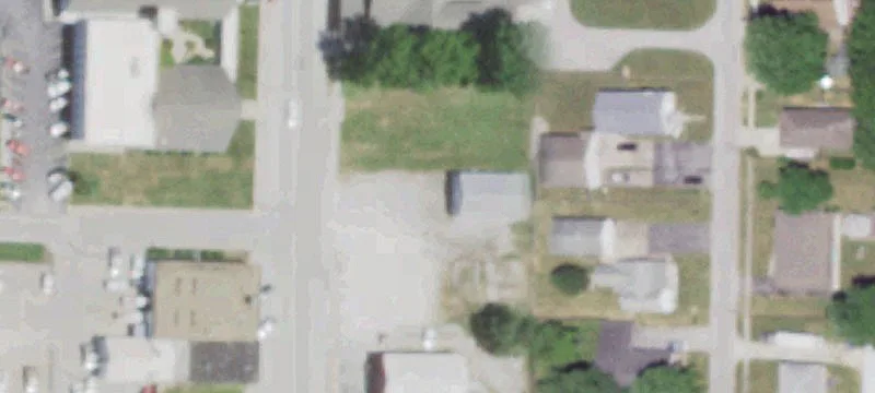 305 Main Ave