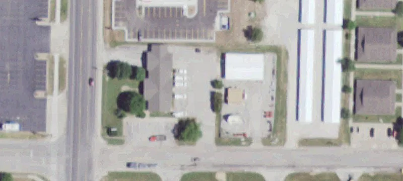 2540 Grand Ave