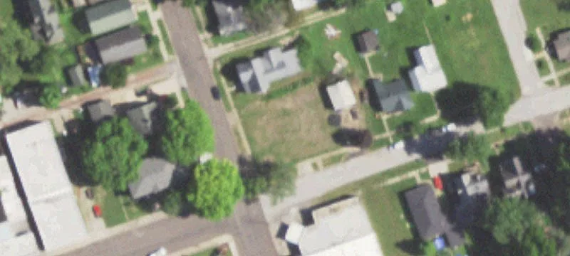 300 Linn St