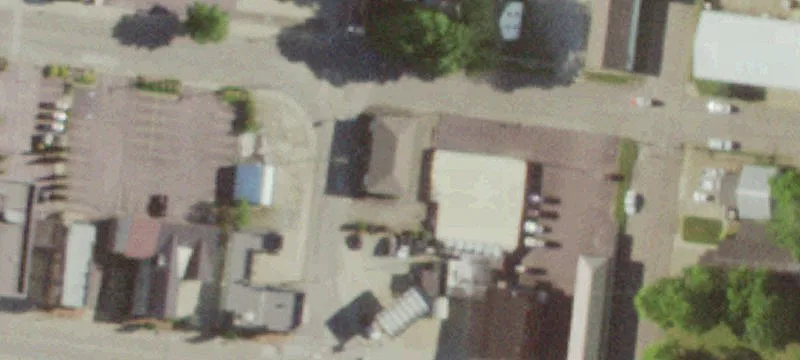 8 Main St