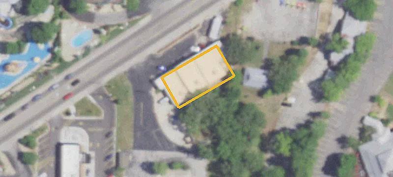1940 76th Country Blvd