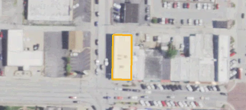 121 Main St