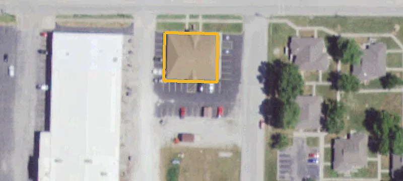 Clinton St At E Airport Dr Dr