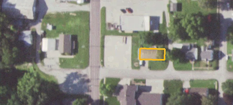 302 Main St