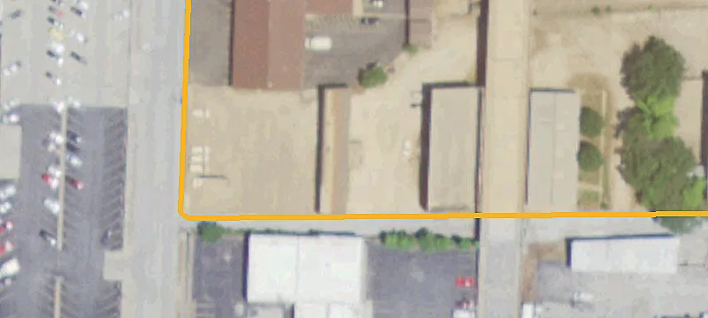 Commercial Ave