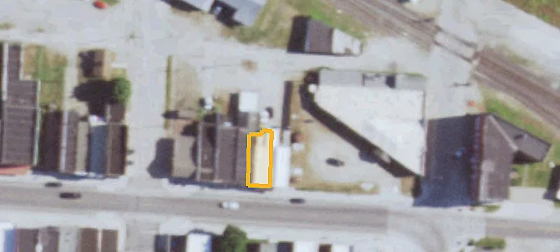 110 2nd St