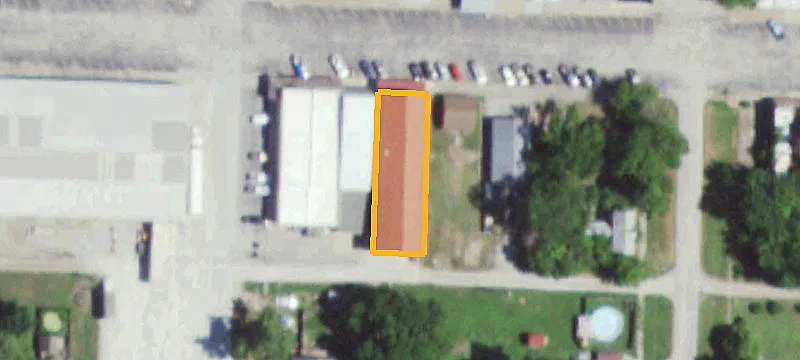211 Main St
