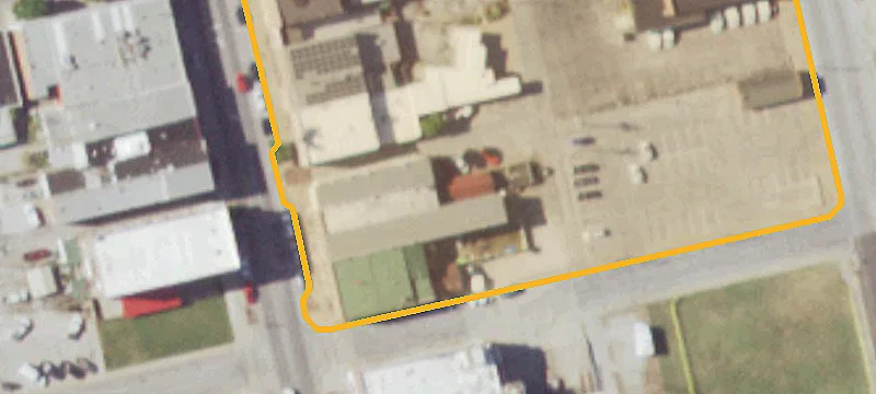 416 Main St