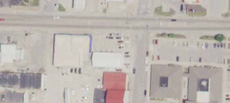 210 4th St