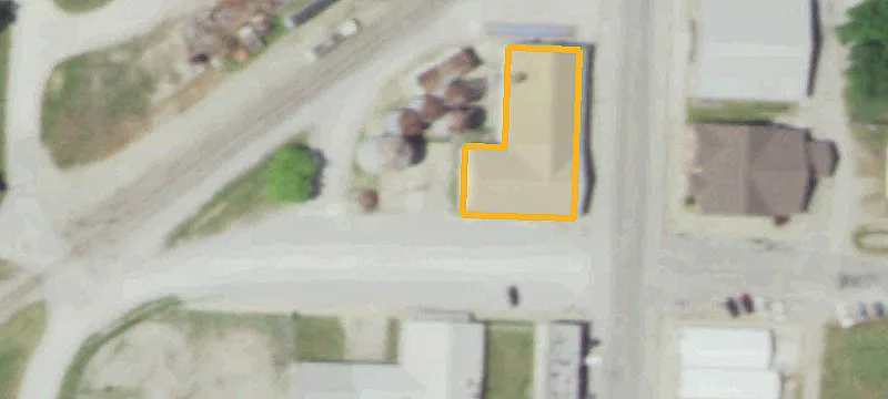 106 4th St