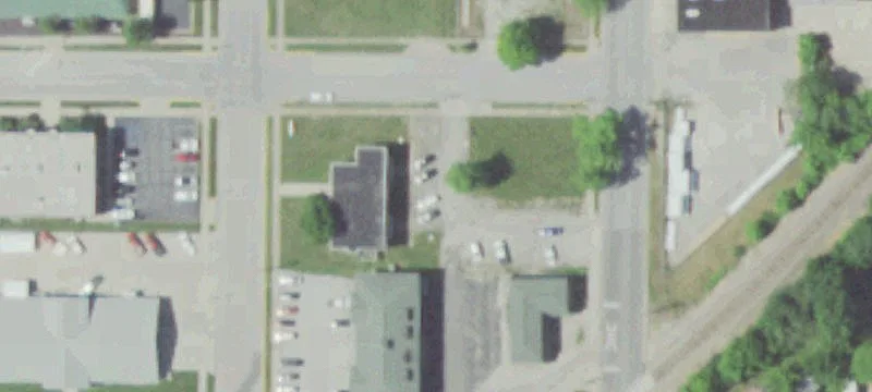 406 Main St