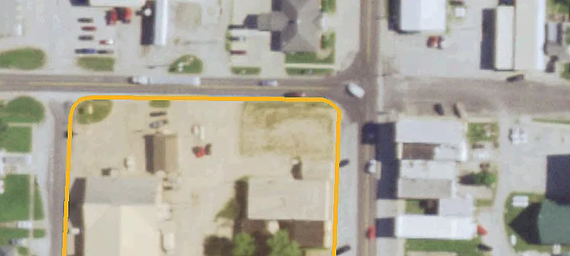 401 Main St