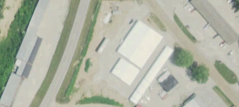 27528 Hwy W Hwy