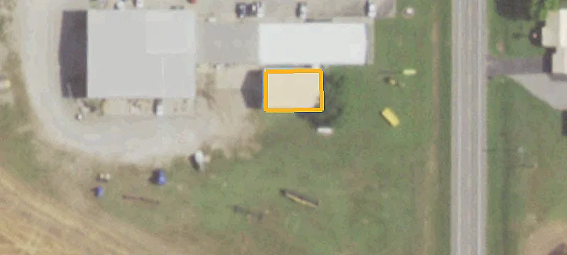 975 Hwy 105