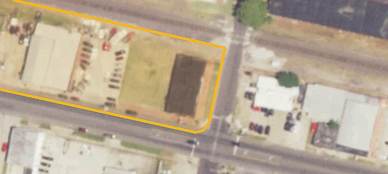 600 Main St