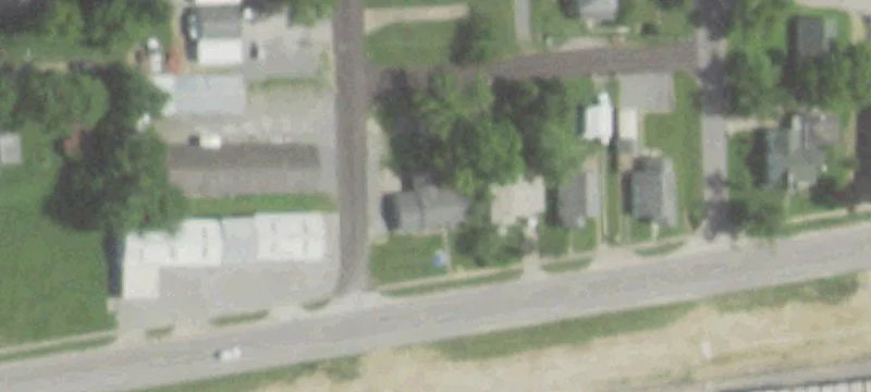 912 Main St