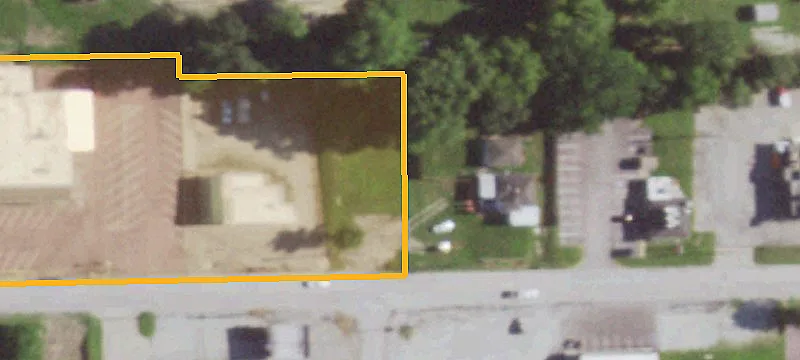 914 Main St