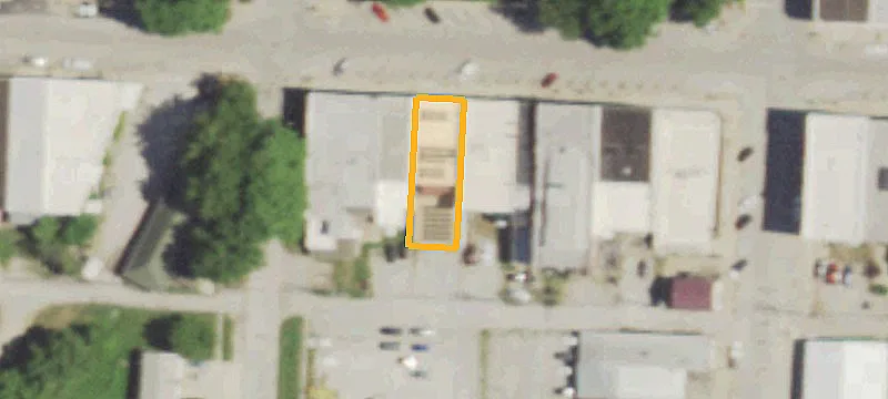 121 3rd St