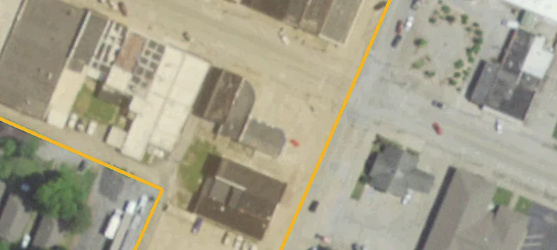 102 Yoakum Ave
