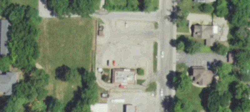 1009 Blf St