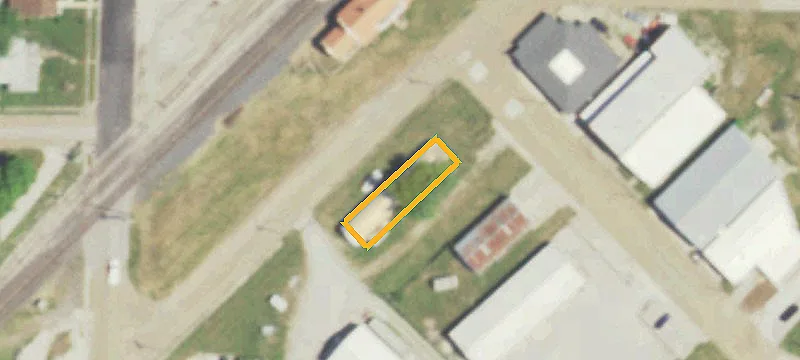 140 Russell Rd