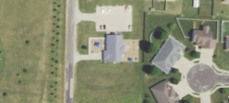 3221 Clarendon Rd