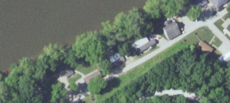 25 Riverside Ln