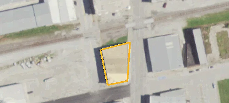 101 Main St