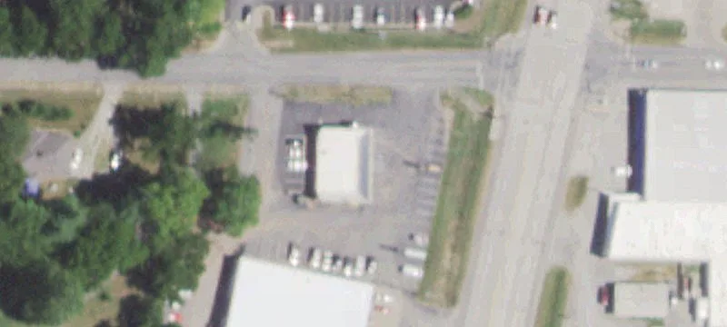 910 Neosho Blvd