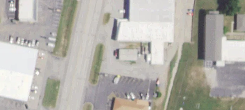905 Neosho Blvd