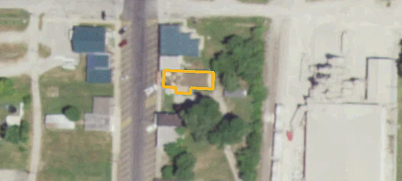 307 Main St