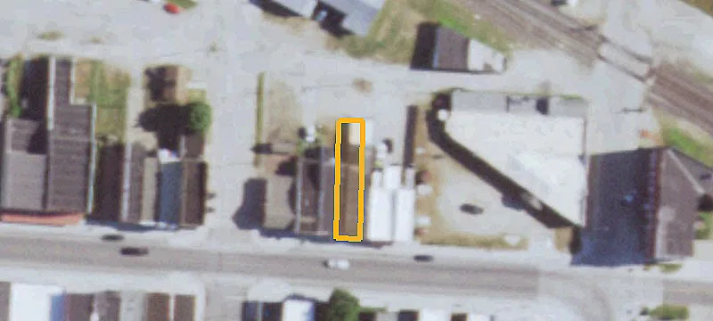 106 2nd St