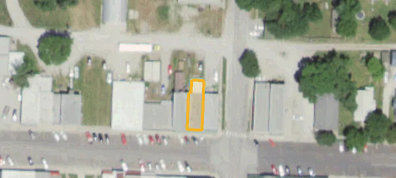 135 Main St