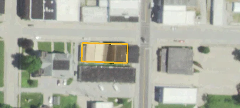 121 Main St