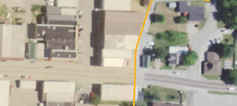 Maple St