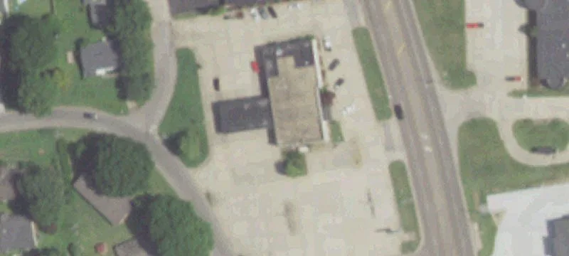 625 Main St